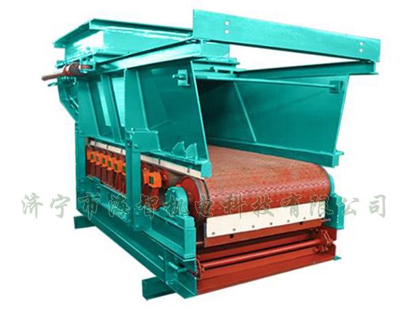 帶式（甲帶）給料機具有運行平穩(wěn)、節(jié)能、環(huán)保等優(yōu)點